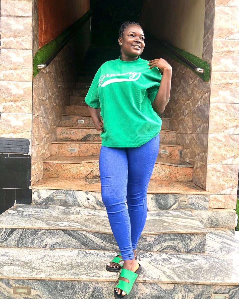 DoosuurGold's tweet photo. Just me❤️❤️❤️🦋💥 https://t.co/PIij0Smr4y