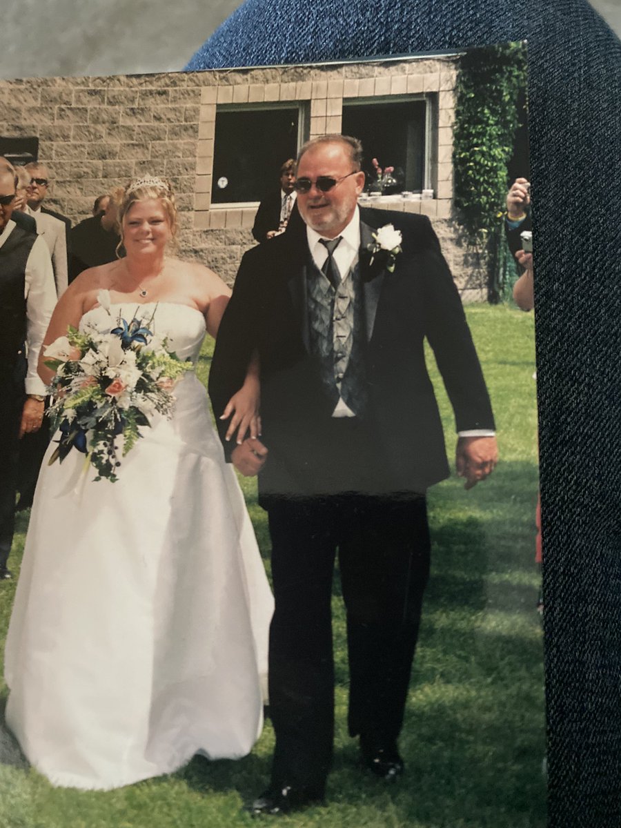 FairGirl22's tweet photo. How I love his man so much! Best dad anyone could ask for! Going to cherish what time I have left with him! 💚💚💚#bestdadever #fuckcancer https://t.co/PcFizEp8TW