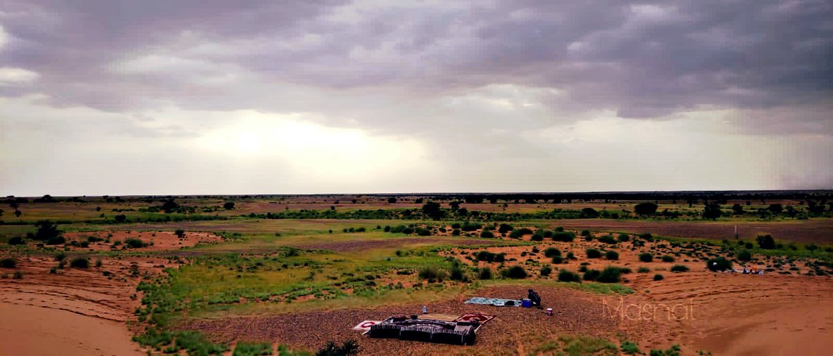 Obianou's tweet photo. l'excursion culturel de #Masnat à la porte du désert pour contempler la nature De dune.
Explorez les merveilles de L'Aïr a travers son #Sahara, #Ténéré, #Culture, #Art culinaire, #patrimoine #VisitAgadez #Masnat.
#BrandingAfrica #VisitAgadez https://t.co/d7qOqnQWIi