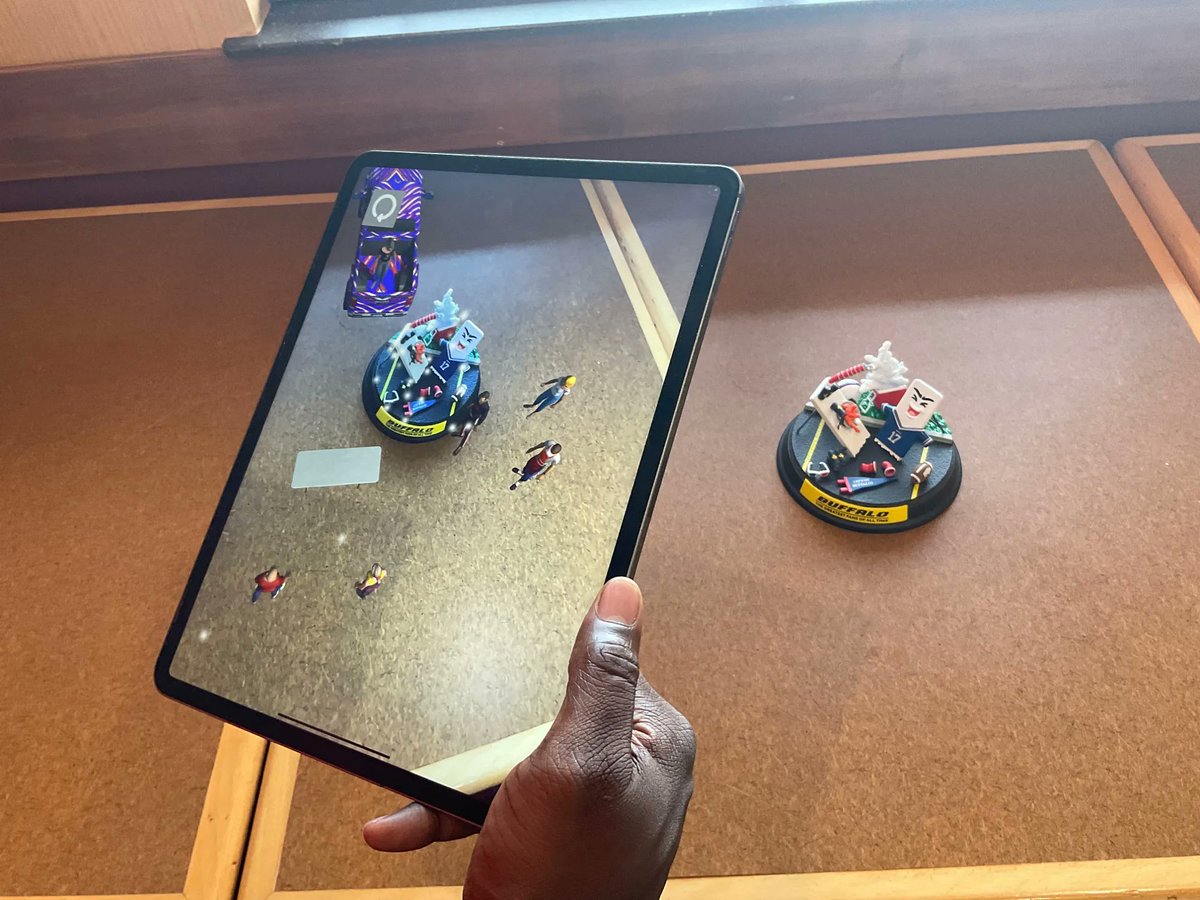 MafiaTailgate's tweet photo. Another sneak peek at some of the AR found in the Tailgate Mafia app.

#AR #AugmentedReality #billsmafia #buffalobills #Buffalo https://t.co/XAgv4CQLvZ