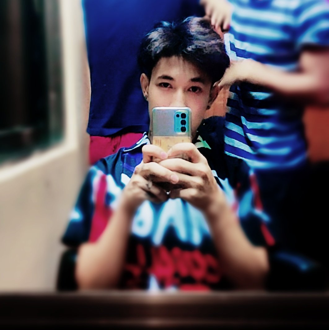HotNet16's tweet photo. #NewProfilePic https://t.co/J3qRD22roc