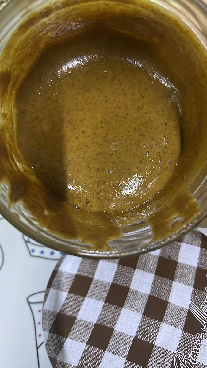 Mini20920's tweet photo. زبدة اللوز صنع منزلي صحيه 🤤

اخذت لوز ني وحمصته وطحنته مع رشة ملح هملايا وصحه وعافيه 

#وصفات_المتكممين
#رابطه_المكممين 
#رابطة_المتكممين 
#رابطة_المكممين
#وجبات_المتكممين 
#دربنا_صحي https://t.co/UDXlSgLJo1