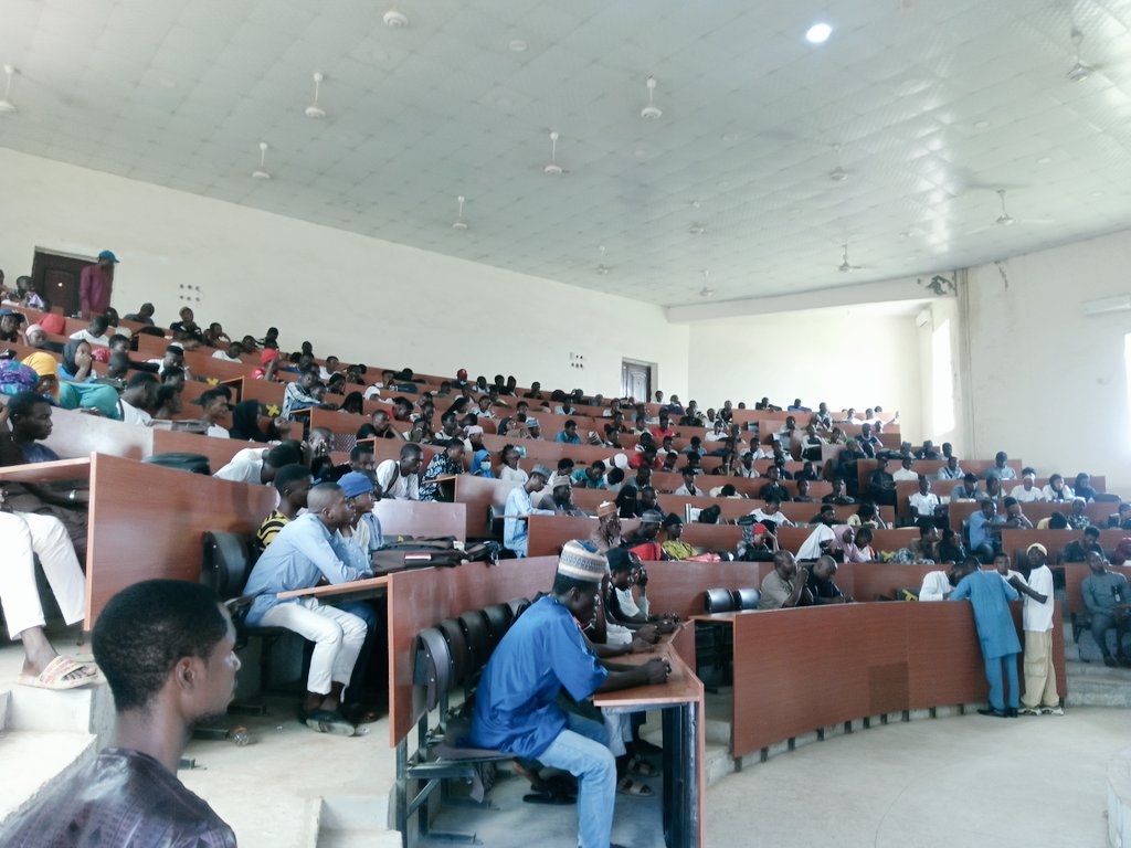 NschesKadpoly's tweet photo. Happy Orientation Day to the New and continuing Chemical Engineering students, we hope today met all of your expectations, and answered all questions you were having doubt about!. https://t.co/8F7ksfPB0E
