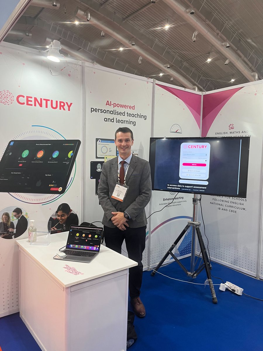 ThisIsCentury's tweet photo. The CENTURY world tour continues! This week our partnership manager Max Carter attended the @DIDACIndia Conference in Bangalore, and gave a talk on leaning in the 21st century. https://t.co/KiQWq4VamD