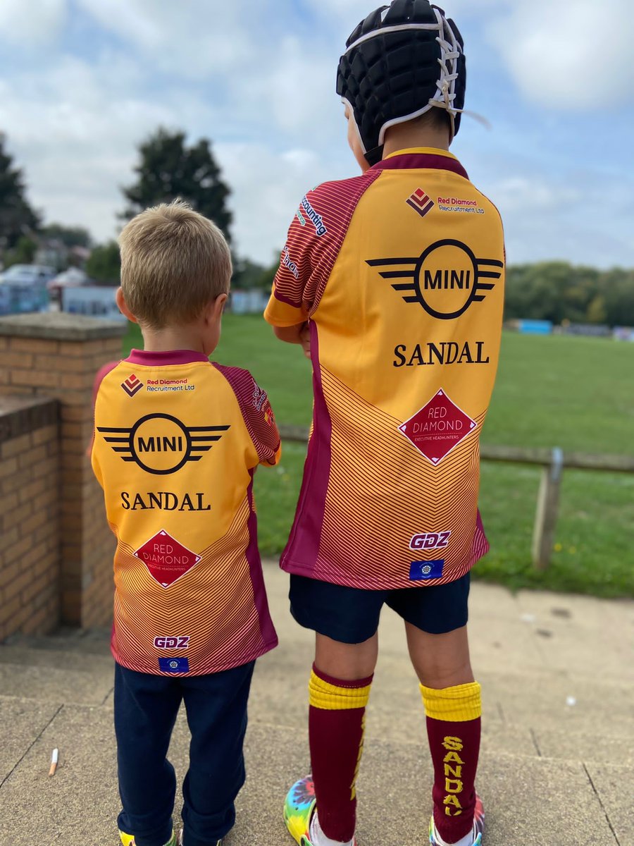 Simon_RDExec's tweet photo. We are immensely proud here at Red Diamond HQ to be sponsoring the junior section at @sandalrufc for 2022/2023. 

Such a great club with a thriving junior section.👏🏈 https://t.co/k4hG7srNhd