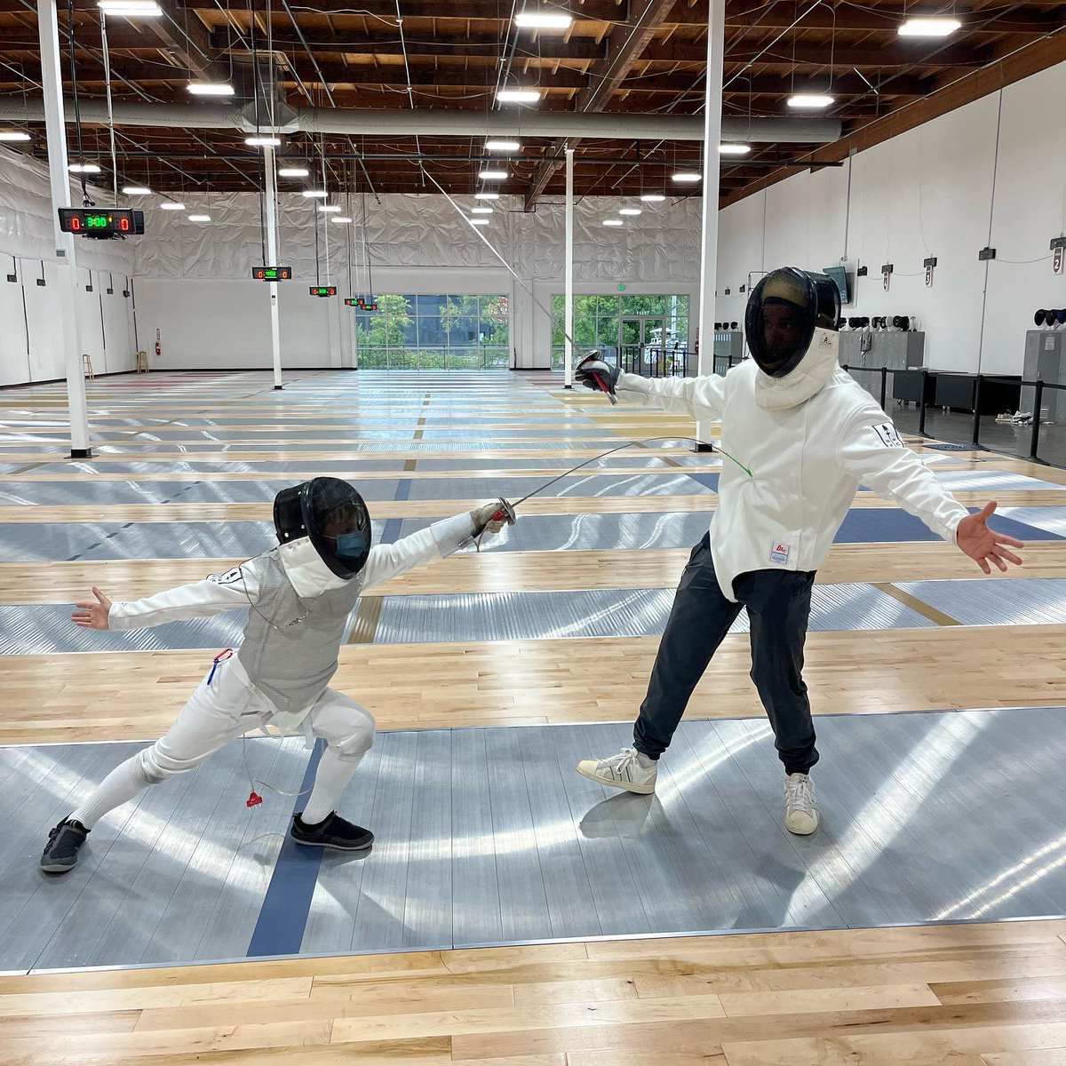 fox12oregon's tweet image. The duel of a lifetime: @JoeVFox12 checked out a new fencing facility in Tigard this morning - and went one-on-one with a tough opponent! Watch today's #OnTheGoWithJoe at the Northwest Fencing Center: bit.ly/3r0059M