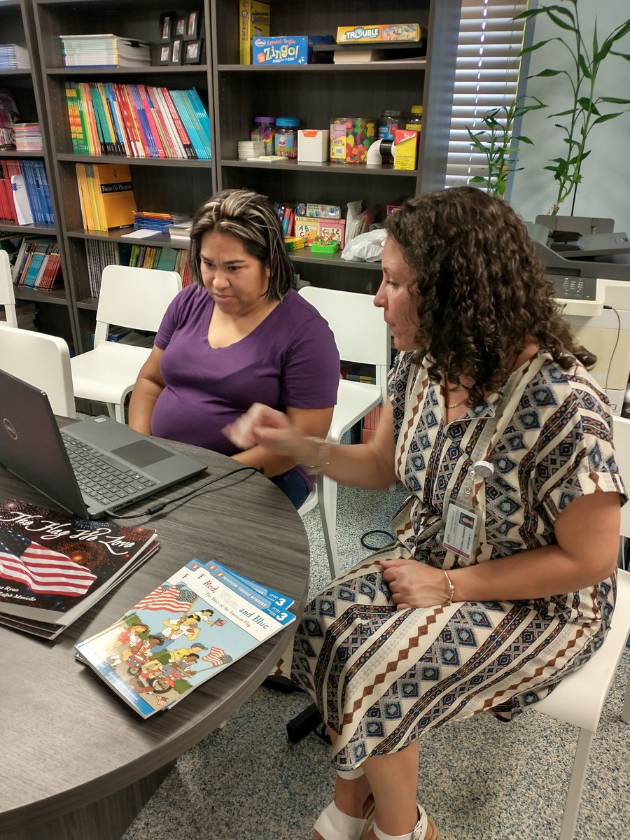 GreenJulieL's tweet photo. What a great night of collaboration and family involvement! The Federal Programs Team and
@IT_SDIRC Kerri Wall worked with families on FOCUS at Literacy Services in Fellsmere. New parent accounts created β
#malits #TitleISupport @IRCSchools https://t.co/LvngUfAZh0