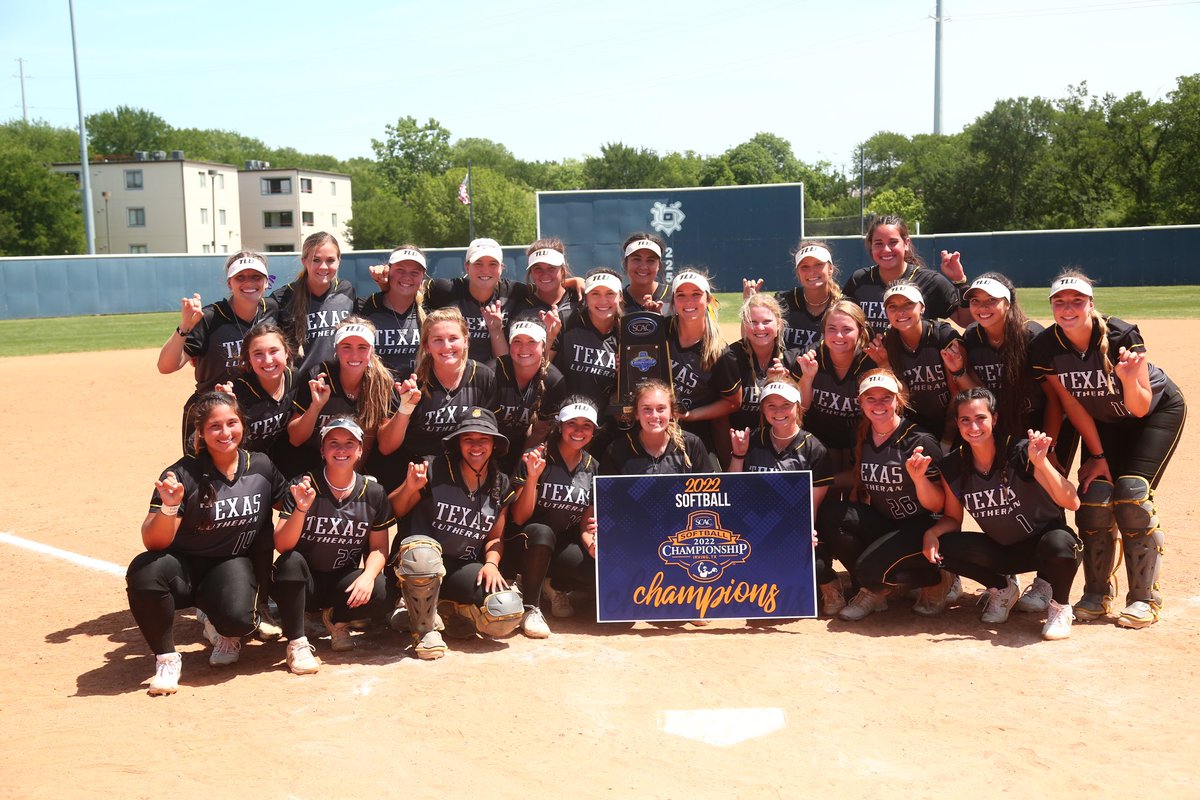 TLUsoftball's tweet photo. We’re 81% towards our goal!

There’s FIVE days left in the @tluathletics campaign! With YOUR help, we can continue to pay for travel, locker room upgrades, &amp; purchase new equipment &amp; travel gear! #WeAllAddUp 

Donate here: https://t.co/uXHnlrLObw https://t.co/vdiHWrYLV4