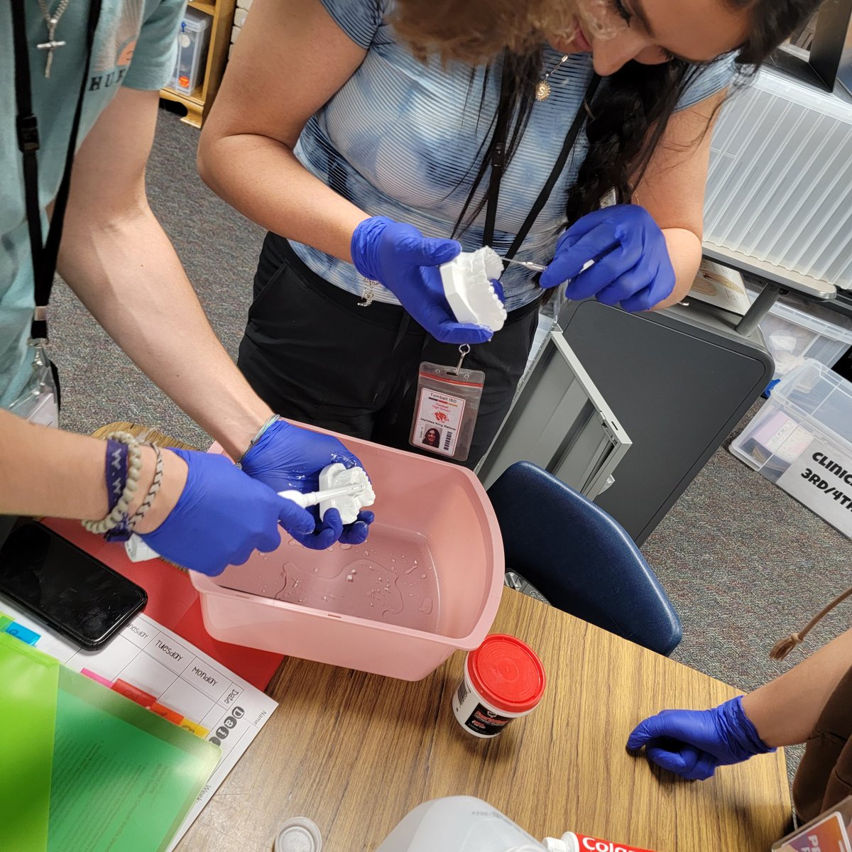 HOSA_Coogs's tweet photo. Future Phlebotomists, Dentists, Lab Techs, Nurses at work! In Clinicals, we are performing labs and preparing for off-campus experiences. #paxpat #cte #industrybased @TISDTHS @TISD_CTE https://t.co/EccnXTFsRX