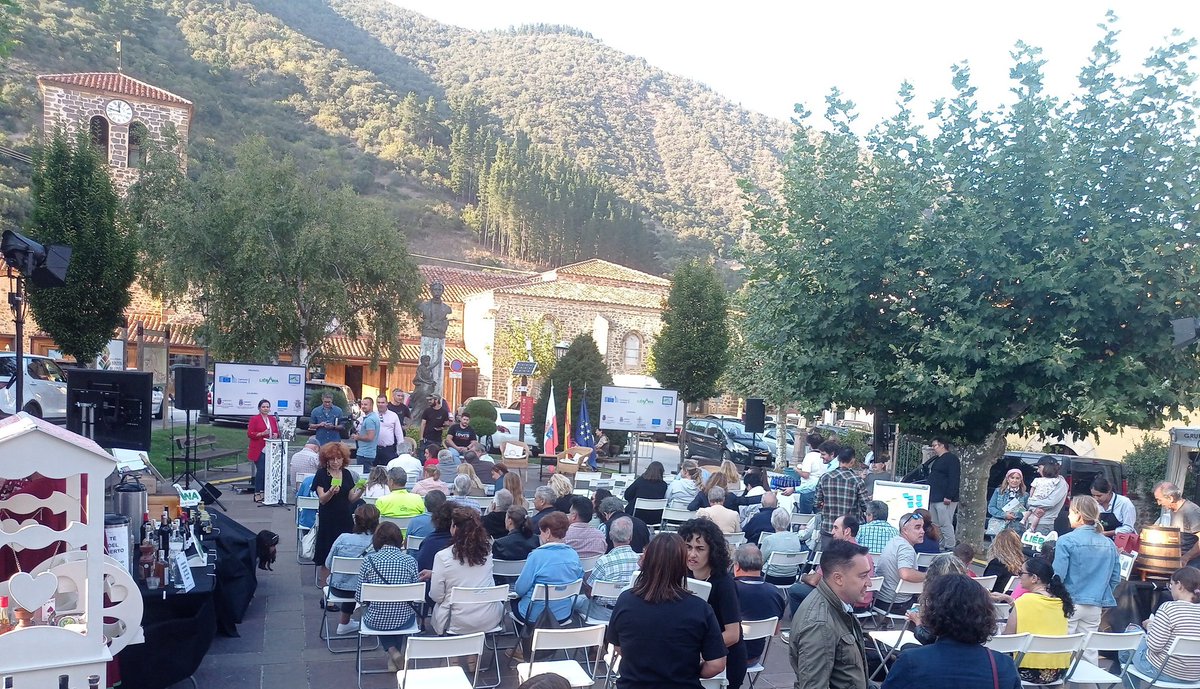 Por último, Gregorio Alonso Bedoya, presidente del Grupo de Acción Local de la Comarca de Liébana (<a href="/liebana_rural/">GAL LIÉBANA</a>) ha cerrado con su intervención esta primera parte del evento.

#LasPlazasDeEuropa