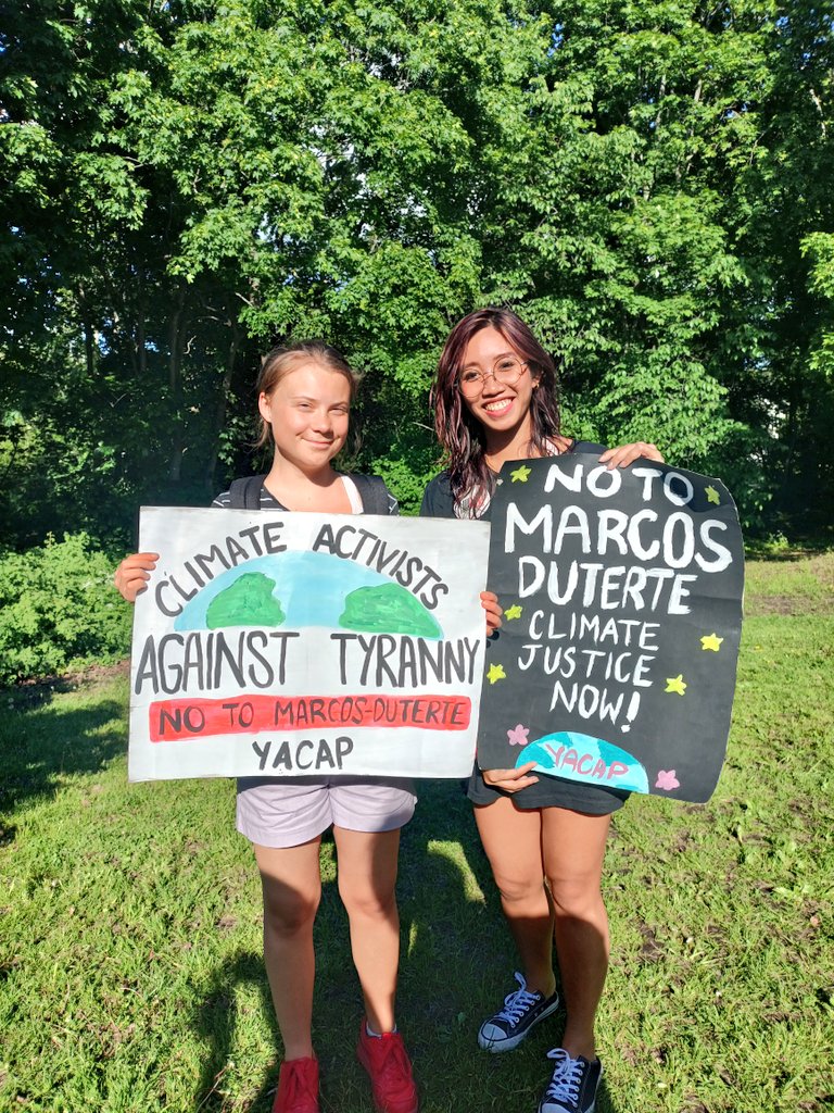 Climate activists against tyranny! No climate justice under fascist leaders! No climate justice under Marcos!

Join the Global Climate Strike tomorrow!