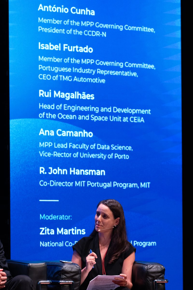 MITPortugal's tweet photo. Roundtable with some esteemed members of #MITPortugalCommunity to discuss how the MIT Portugal program can support tackling the #future challenges that our society will face (8/11) https://t.co/kCH2ET7pHB
