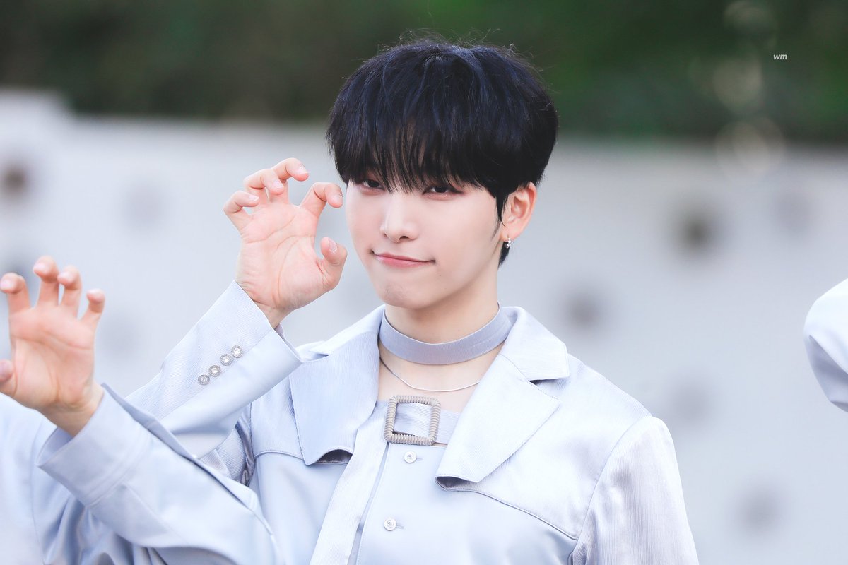 220920 더쇼 미니팬미팅

크앙람지🐿

#서호 #원어스