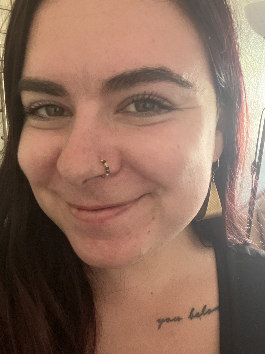 anmidaludi's tweet photo. There is a lot going wrong right now so here is me celebrating bushy eyebrows and a pretty beaded nose ring. 💗 https://t.co/CQ0qhMUoCI