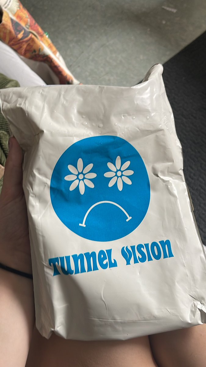 tunnel visions packaging is so cute