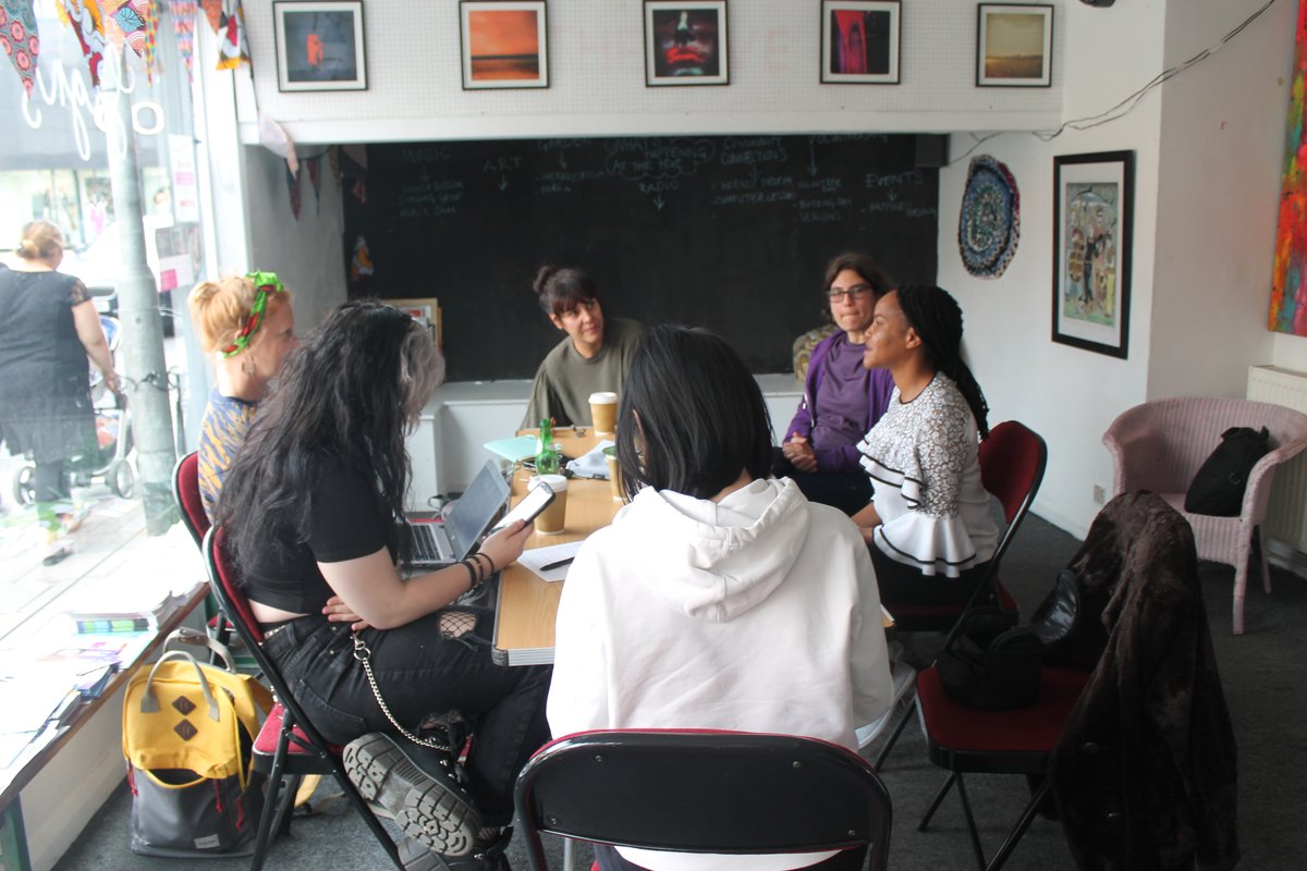 FFS1future's tweet photo. Great first session back today with Woman 2 Woman radio at @thehiveipswich 

We discussed our plans for this term, had a tour of the studios, did a short introduction in the studio, and welcomed a new member! 

Contact kim@futurefemalesociety.org if you are interested in joining! https://t.co/slsGzGacWa