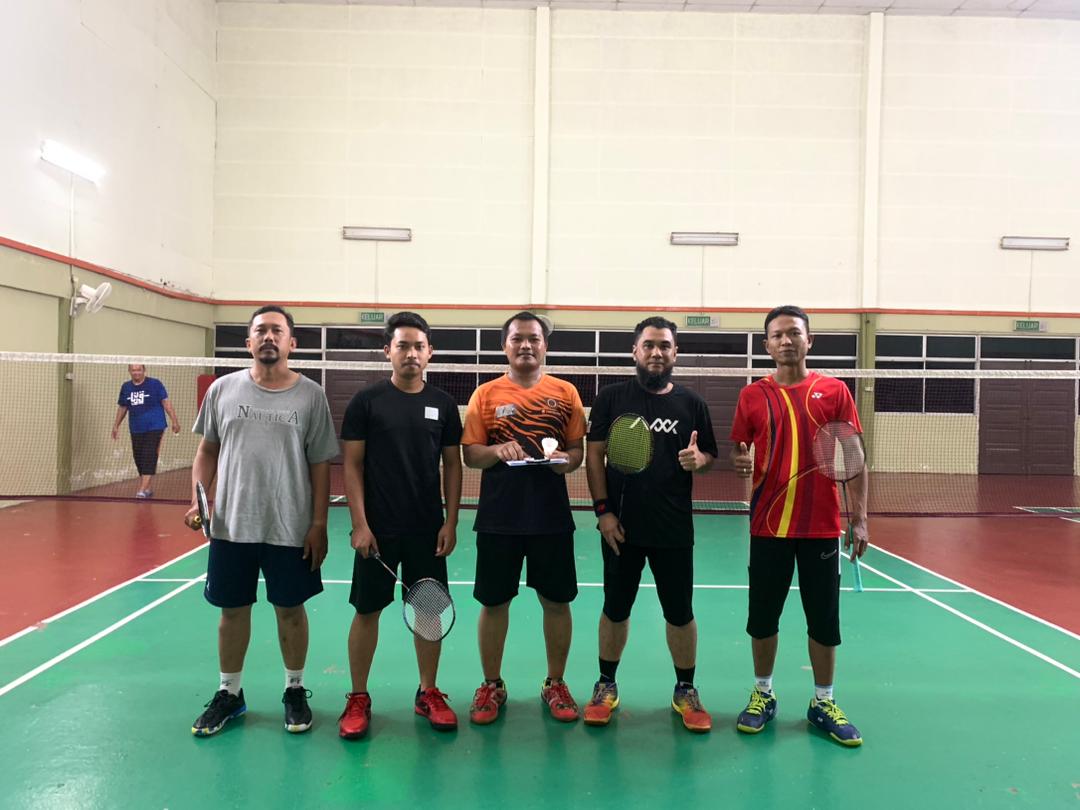 Johnlabu1979's tweet photo. Tournament syok²
#gamesyok²
#genglibas²
#4thplace https://t.co/cRUvtQkzn7