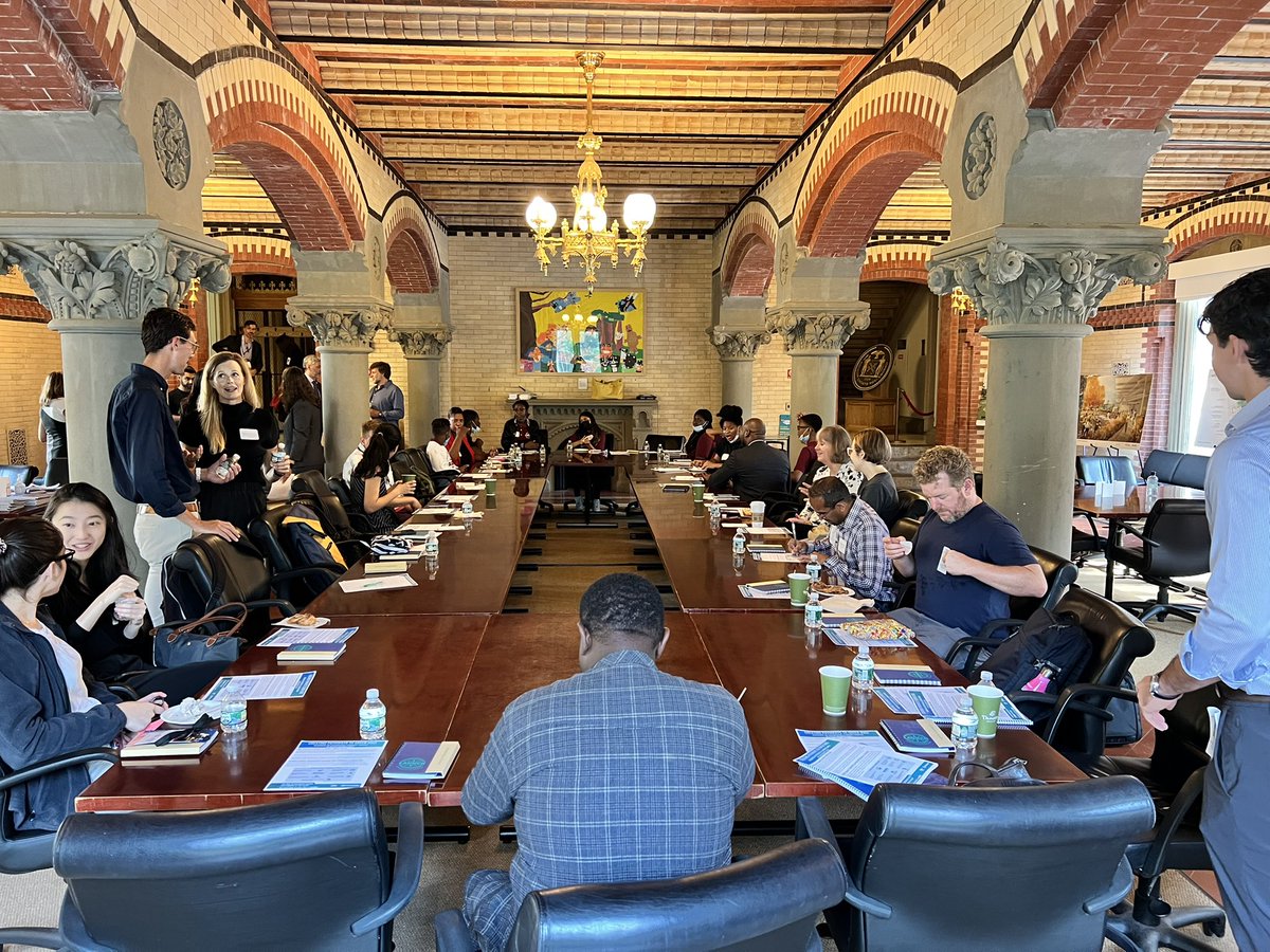 An energizing conversation about the future of education against this backdrop of history. Only in NYC! Thanks <a href="/startedaccel/">StartEd EdTech Programs</a> @TheFundforPS <a href="/edtechweek/">EDTECH WEEK</a> for the field trip.