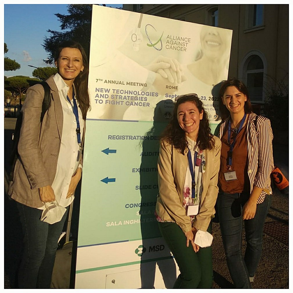 lab_tres's tweet photo. @DonatiBenedetta @Terry_reds_88 and @fede_torre proudly representing our Lab at the 7th @AlleConCancro annual meeting in Rome! #canceresearch #ACC #AlleanzaControilCancro #meeting @Ausl_RE #tRes_Lab https://t.co/RwtJF7j5R8