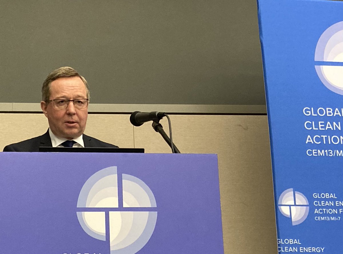 ”Small carbon footprint but big carbon handprint - that’s what we are aiming at” says ⁦<a href="/MikaLintila/">Mika Lintilä</a>⁩ in Pittsburgh #GCEAF