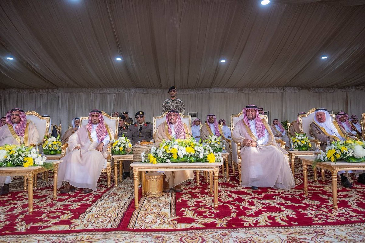 EmarahAlQassim's tweet image. سمو #أمير_القصيم يطلق مسيرة #اليوم_الوطني_السعودي  بمشاركة أكثر من 30 جهة حكومية .