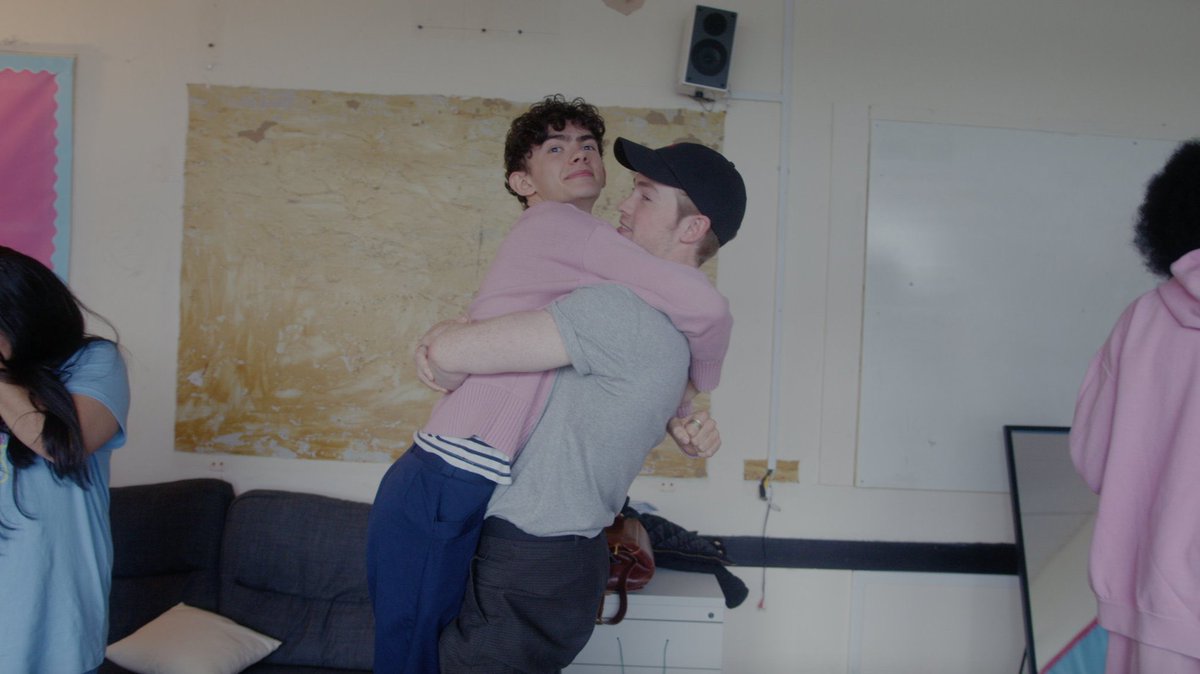 lockestpr's tweet photo. sobbing https://t.co/3tTav9ziF5