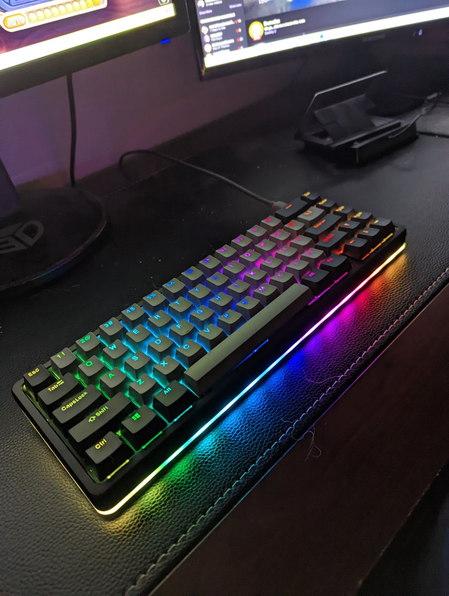 Huge shout out to <a href="/BrunodiazGaming/">Brunodiaz</a> for the gifts! Was definitely in need of a new keyboard, and the framed definition is so perfect 💩. I think I'll hang the keyboard up in my bathroom and put the poo on my desk in front of my monitor. Perfection.