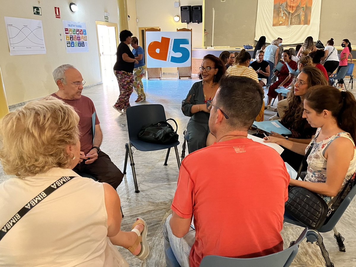 BlancaMiedes's tweet photo. Y esta tarde Laboratorio de Ciudadanía y Planeta. Preparando el 4º plan integral #Distrito5Huelva #Distrito5Lab #Agenda2030 #Doughnuteconomics #3horizontes #transformarnuestromundo #participacionciudadana @UniHuelva @UCC_UHU @coideso @liiise_lab https://t.co/YHg7NcajWS