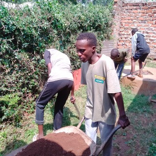 _BeLightCandles's tweet photo. One requirement of our Henry Legacy Scholarship recipients is to be active in the community.

The recipients spent a day cleaning the center compound as a way to give back.

Want to support this scholarship?
https://t.co/sHepeP7LWK https://t.co/OjT1Drl8sH