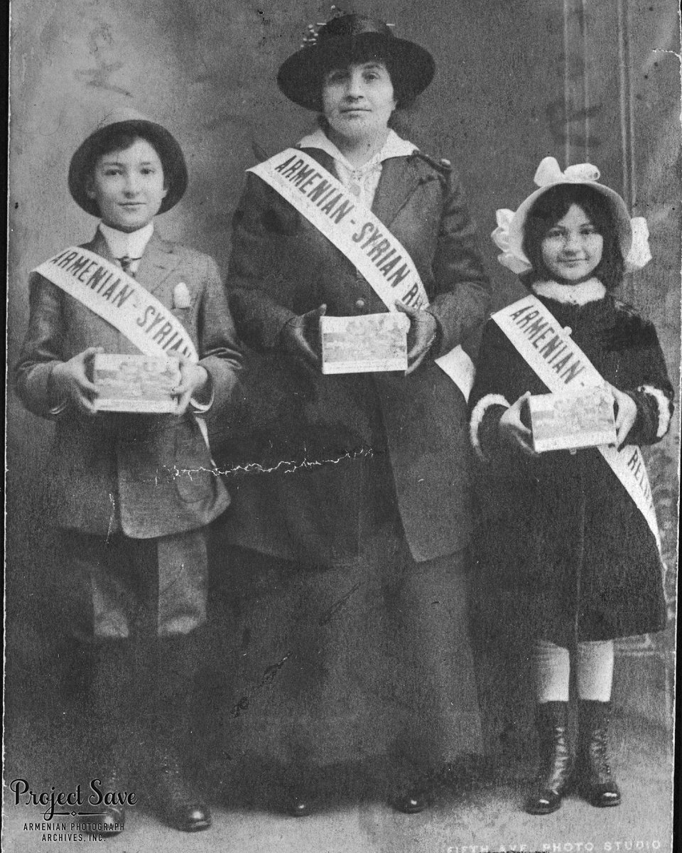 Armenian-Syrian Relief “Tag Day”  volunteers Haroutune and Vartanoosh Manigian beside their aunt, Aghavni Kazazian, New York City, 1916. 

#ProjectSAVE #volunteering #fundraising