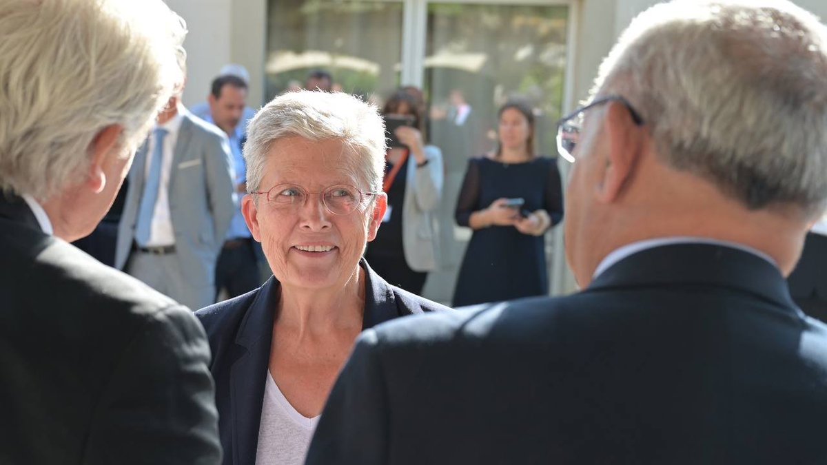 Au congrès national <a href="/Cheopsconseil/">CHEOPS</a>, à la rencontre des acteurs de l'emploi pour les personnes en situation de handicap. Depuis 2018, +50 000 demandeurs ont retrouvé un emploi, portant ce taux de chômage au plus bas depuis 7 ans. Poursuivons cet effort, la dynamique est là ! (1/3)