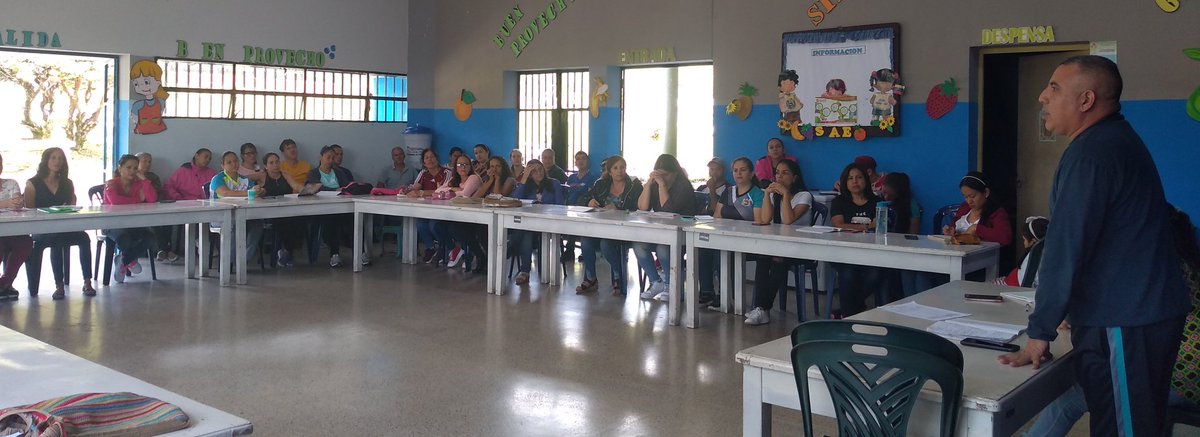 Reunión Extraordinaria con Todo el personal de la institución. Pautas y Organización del nuevo Año Escolar 2022-2023. @MPPEDUCACION <a href="/_LaAvanzadora/">Yelitze Santaella</a> @ZonaEducTachira <a href="/Berzabethg1/">Berzabethgandicaoficial</a> <a href="/supervisionZET1/">SupervisionZET</a> @RedEducUribante <a href="/CraUribante/">Circuito 4 Municipio Uribante</a> <a href="/Crazetweb/">Crazet</a>