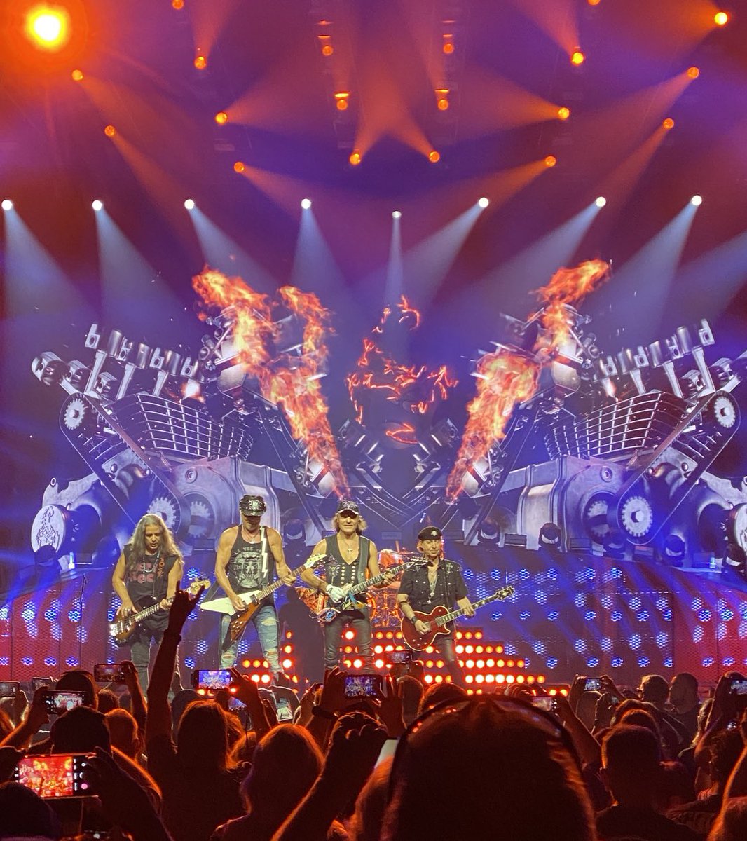 ShellBethRose's tweet image. Thank you @scorpions !! You guys Really rocked out in Tulsa last night!! What a blast of a night! @BOKCenter  #rockbeliever #scorpions #thescorpions