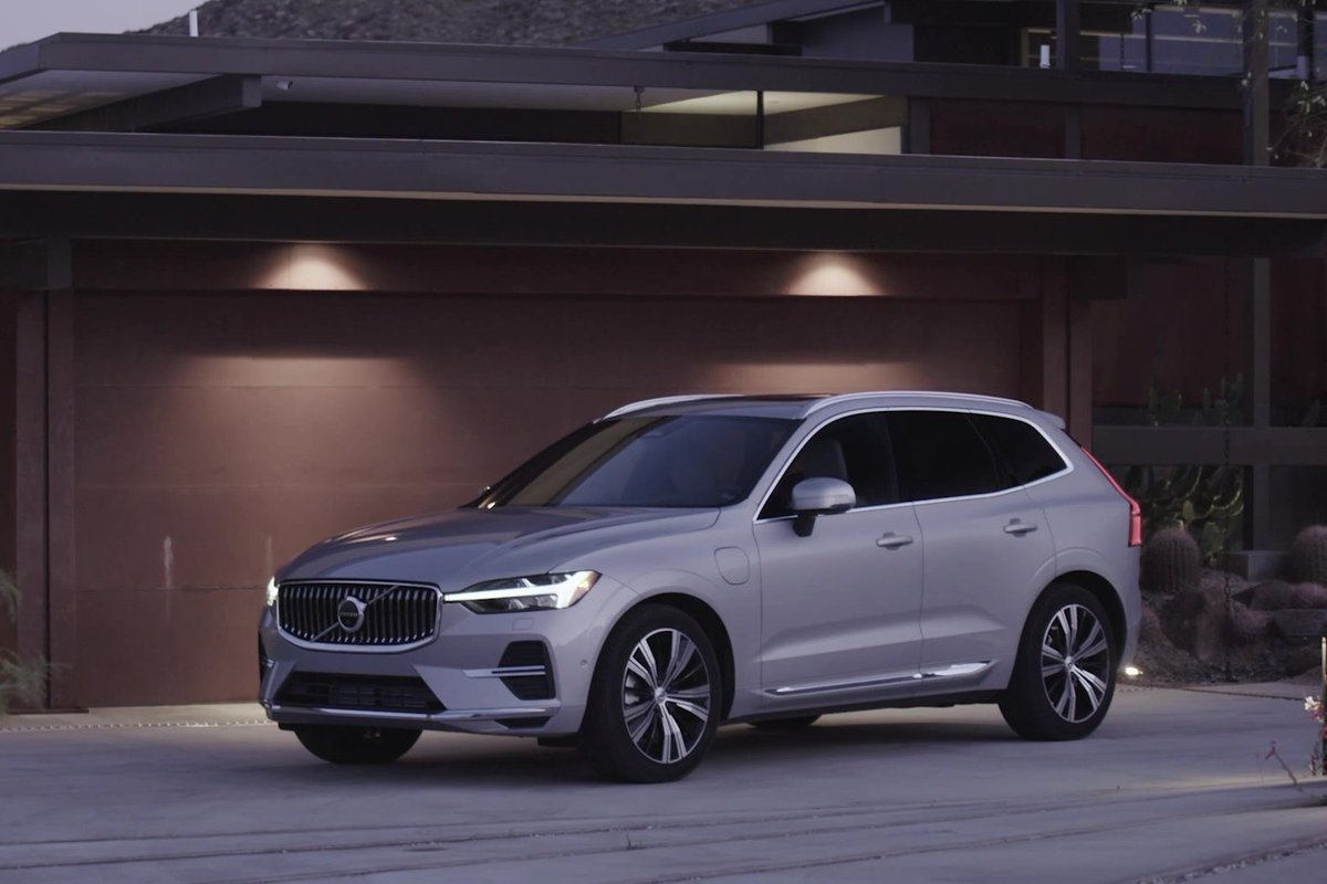 VolvoCarsTacoma's tweet photo. Spooky Season is HERE! 👻😱👻
#volvo #inscription #rdesign #instavolvo #volvonation #volvopower #volvolove #volvofamily #swedishmetal #swedespeed #volvotuning #volvo_pics #swedishcar https://t.co/HTo8Y9QGdK