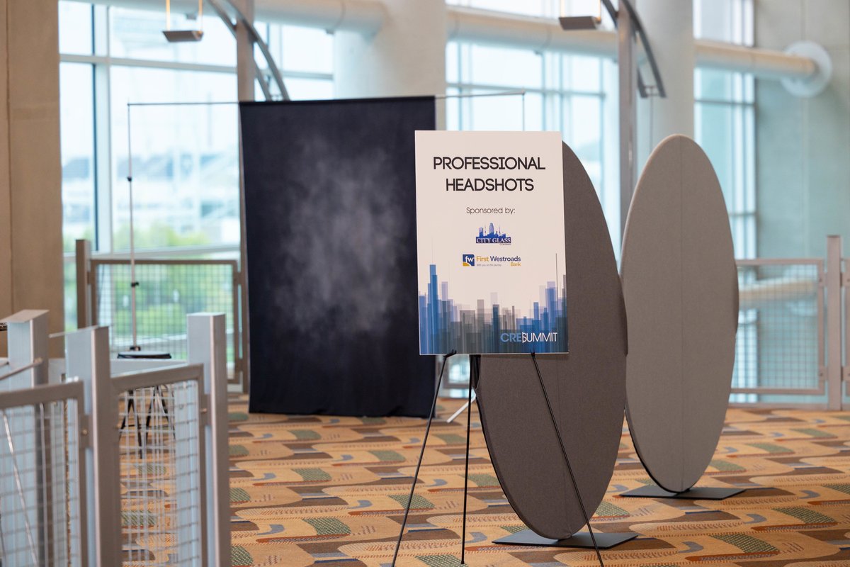 planitincevents's tweet photo. We were thrilled to produce the 33rd Annual Commercial Real Estate Summit. 

For this event, our team develops an industry-leading educational program from start to finish. We love to watch the community gain momentum with innovative tools! https://t.co/mRJIfeuPVa
