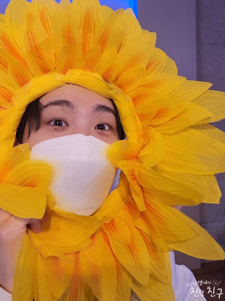 mbcbf_ever's tweet photo. 🦦친친🦦

저 해바라기로 꽃잎점 해봤그등요🌻

사랑한다,, 안 사랑하지 않는다,,, 사랑한다,, 안 사랑하고 못 배긴다,,, 사랑한다,,,, 안 사랑한다는 게 말이 안 된다,,,

그렇습니다 답정너입니다
친친의 해바라기 사랑
쏠메🛷의 해바라기 사랑
정답은 바로바로 

#MBC #라디오 #GOT7영재의친한친구 https://t.co/fb9K5lIKf5