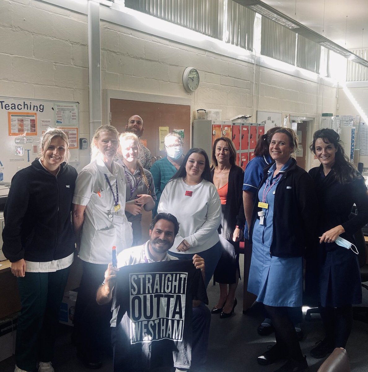 A day full of emotions today at <a href="/Solent_URS/">Urgent Response Services Southampton</a> <a href="/SolentNHSTrust/">Solent NHS Trust</a> as was time to say goodbye after a year of big achievements with this dream team.
Thank you everyone you will always be part pf my journey 🌍 💙