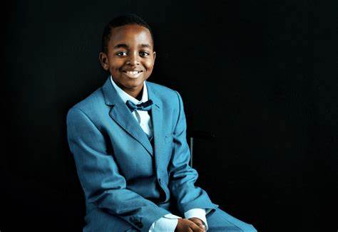 Global_Folder's tweet photo. Meet Joshua Beckford, a nigerian 🇳🇬 known as the smartest kid on Earth. At the age of six, he was and still is the youngest child in World History to attend the prestigious University of Oxford in England. Joshua excels at science, math, history and foreign languages. https://t.co/dUw95pzfAU