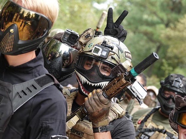 PlaysSerpent's tweet photo. Pre BB War vibes, pictures taken at Ballahack #airsoft #warzone #bbwarz #airsoftobsessed #ballahackairsoft #pewpew #fullsendsonly #milsim #milsimjunkie #speedsim #milspeed #hk416a5 #vegaforcecompany #multicam #multiglam #airframe https://t.co/cwA1Ya7G8d