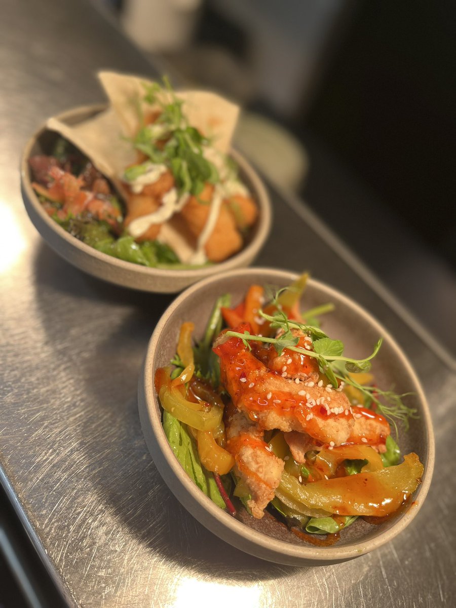 jamiepower10's tweet image. Our salt and chilli chicken from our tapas menu sprinkled with sesame seeds 😍 @No3Collon @Louthchat @YesChef_IRL @GahanMeats @IrishFoodGuide @irish_writing @IrishTimesFood #tapas #tapa #irishchef #chef #food