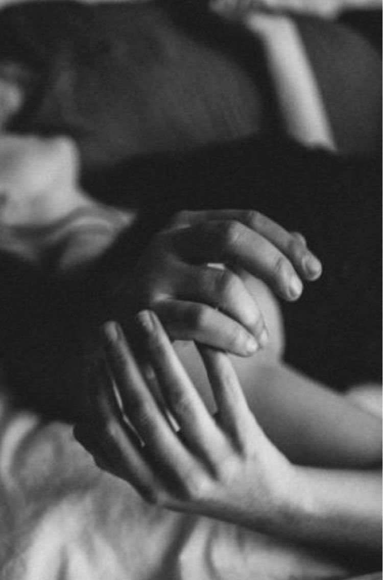 AlluringThrills's tweet image. I’m lucky to love the parts of you that no one gets to see. I want to be the place of peace for your war that rages within. The place you feel safe enough to bare your insecurities and know, I will only love you all the more. The place where your soul likes to dream.