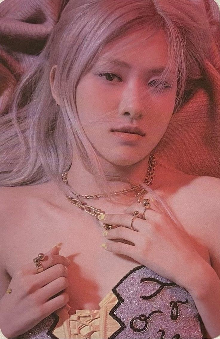 aeuncart's tweet photo. wts lfb ph only ! — ♡ #markaet
𓏲 rosé ktown yg select pob ‹𝟹
🗯 ₱200 — a hundred each, for set only !
𖥻 ִRCBYT ! reply or dm to claim ~
t. wts rosé album r ktown yg select pob https://t.co/xIC0GYjm2E