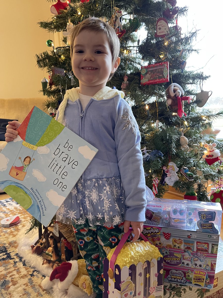 RizzoFoundation's tweet photo. We are very excited to be offering the @RizzoFoundation Grant A Wish Spectacular again this year!  This program allows for families to wake up on Christmas morning (or Hanukkah) to the joy every child deserves. Apply here: 
https://t.co/nG3VCyjo6k https://t.co/q4STsmCfZ9