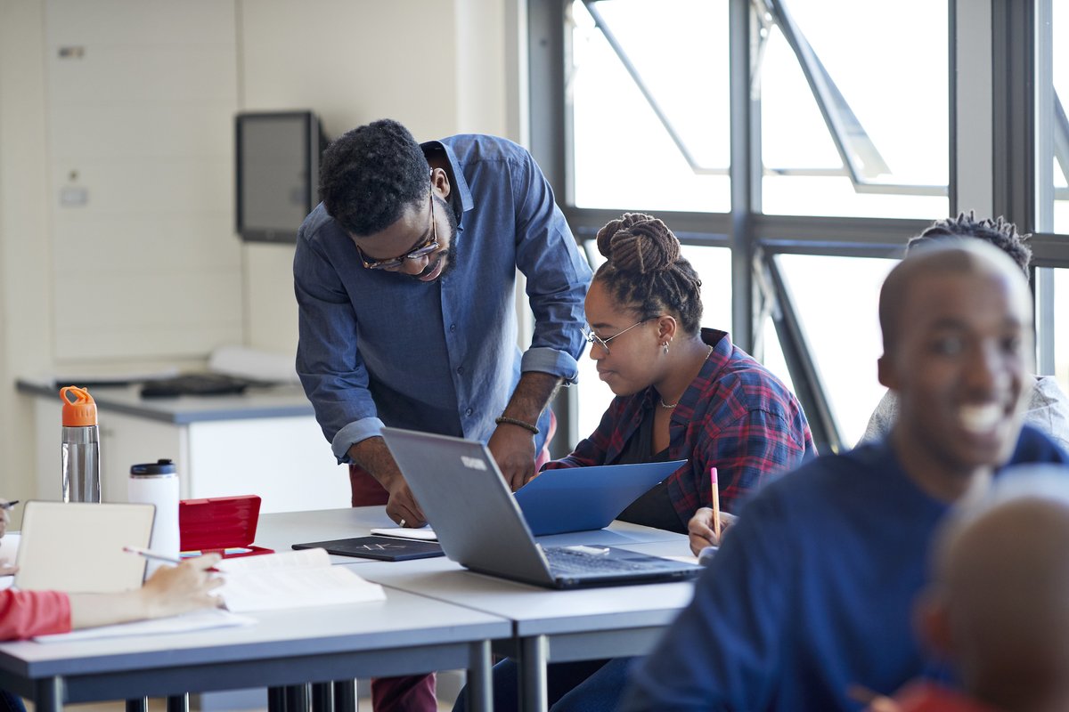 IndeedforENT's tweet photo. How to help your employees survive the future of work pro-tip: expand their skill sets through continued education. 🎓 
👉 https://t.co/gV8Rf2ff7S

#FutureOfWork #Upskilling #Education #ContinuingEducation #Leadership #ROI #DEI #Opportunity #Advancement https://t.co/NRNtv9cwv3