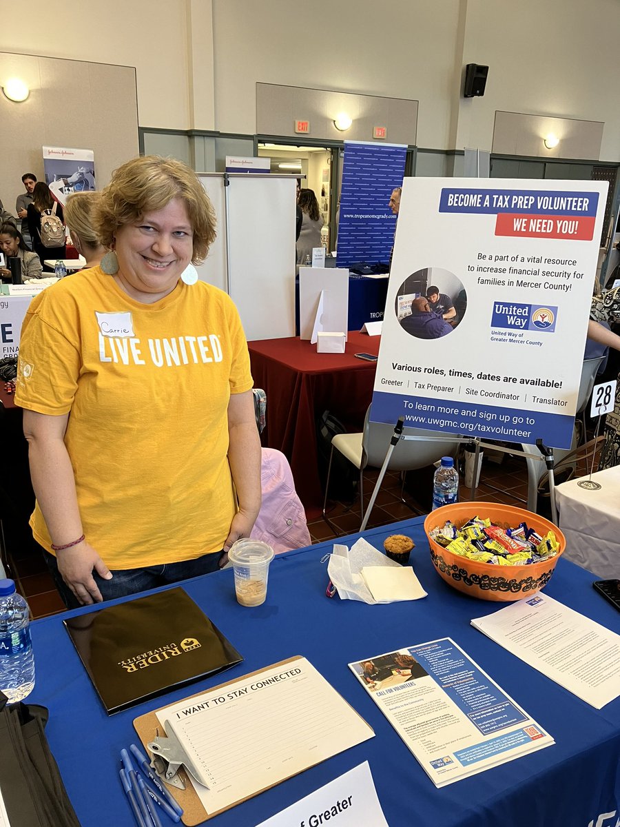 UWGreaterMercer's tweet photo. We are at the @RiderUniversity Career Fair! Thanks to all the students that have stopped by to learn about our opportunities. #GoBroncs #LiveUnited https://t.co/jQBrUinqqT