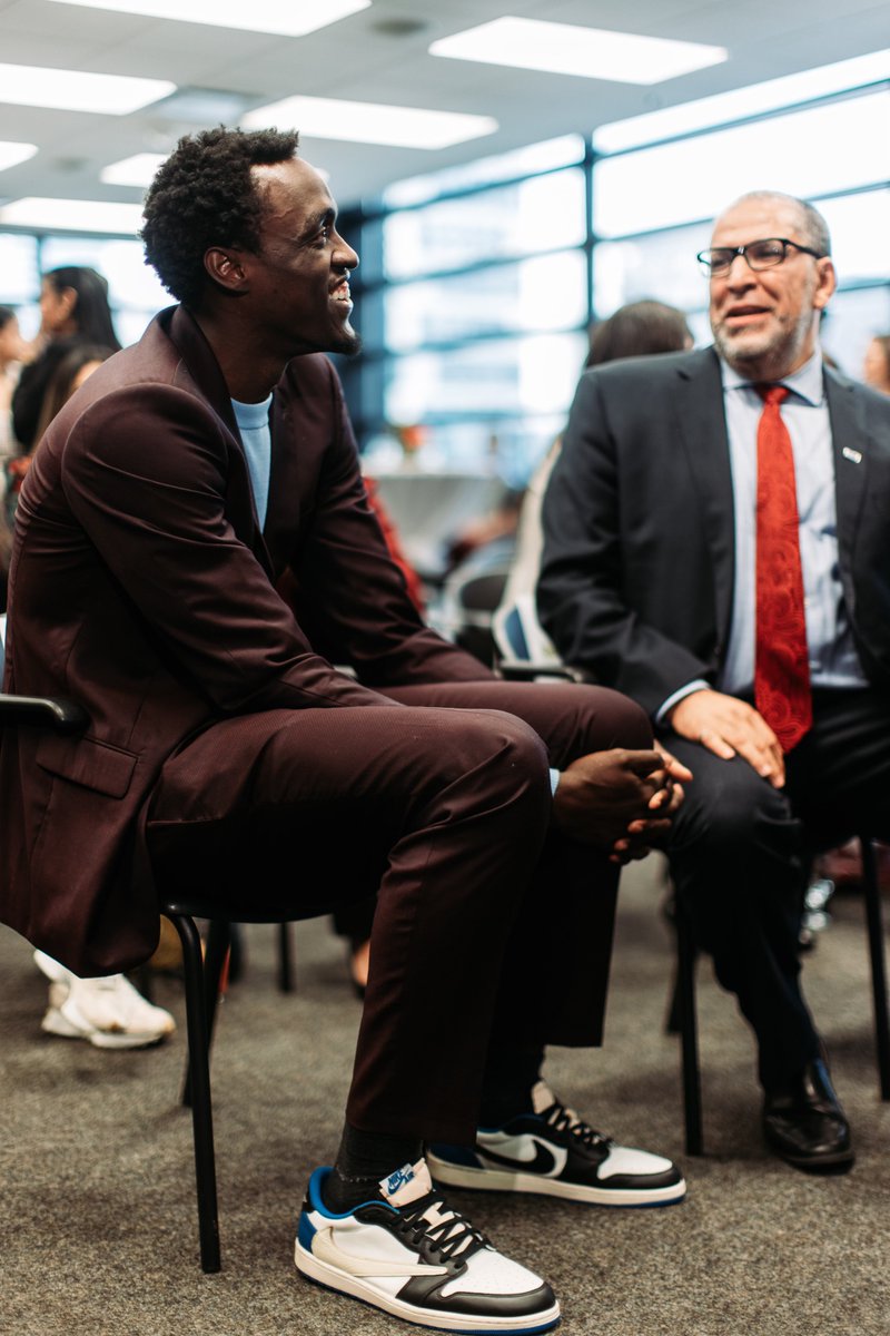 Raptors's tweet photo. Yesterday, @pskills43 was in attendance at @TorontoMet as the school announced that some @LincAlexLawTMU students had the opportunity to earn meaningful and paid work with several organizations working towards social change through his donations and The PS43 Foundation Canada. https://t.co/FLInGde344