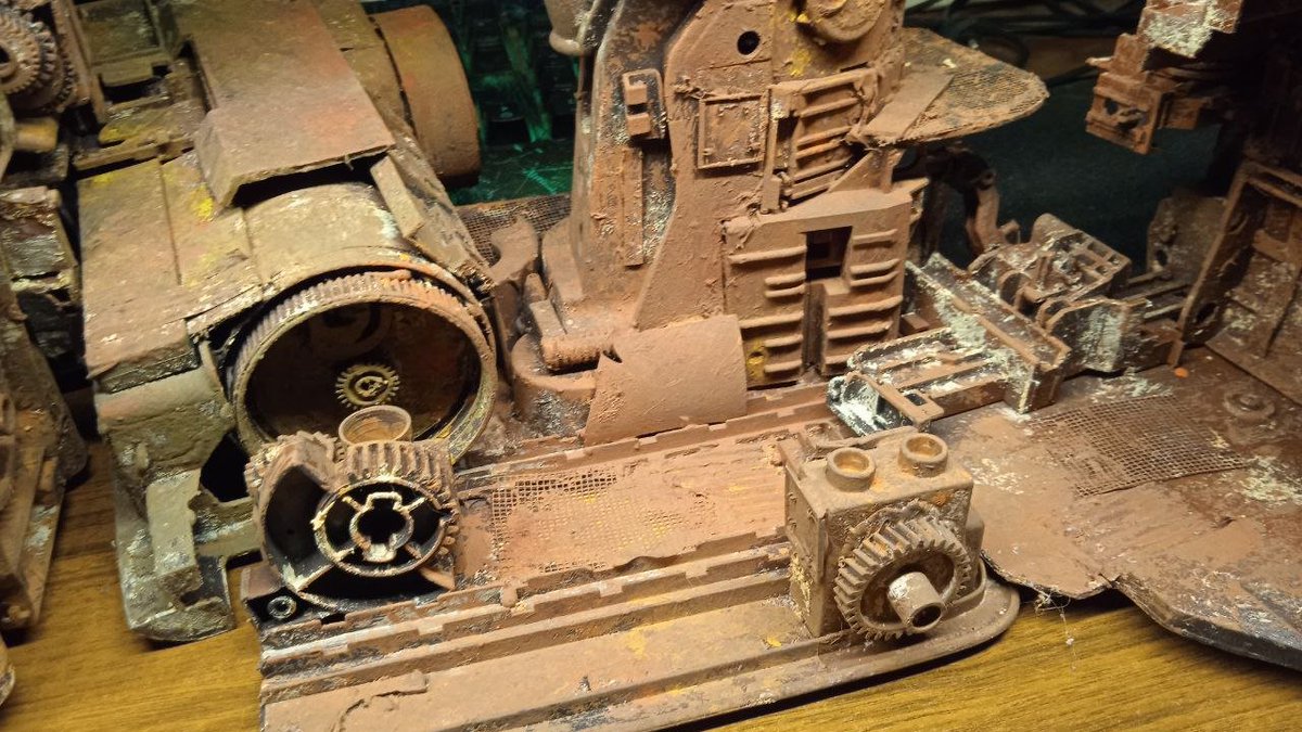 Siginnar's tweet photo. Making progress on terrain pieces I added first layer of paint and texture and now it looks like this 
#terrain #painting #diy #necromunda #postapocalyptic #tabletop https://t.co/TsPp8VLW0U