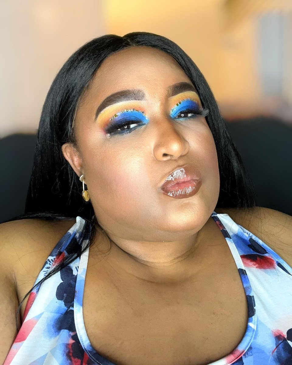SLady36's tweet photo. I’m so in love with my birthday look!!

Full product list on my IG- @Sassy_lady36

products used:
@thecrayoncase 
@elfcosmetics 
@Maybelline 
@NYXCosmetics 
@beautybakerie 
@modabrush https://t.co/qTM23qeDu9
