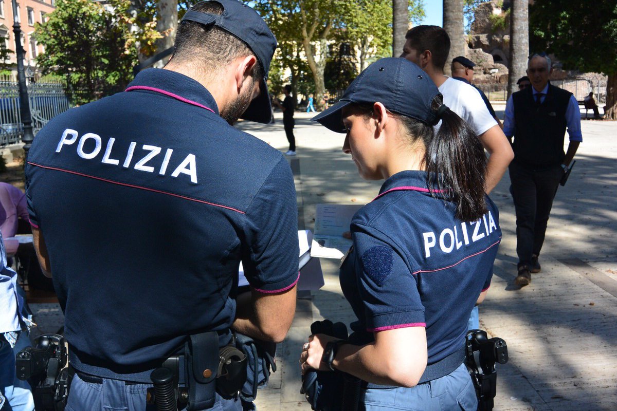 Prefettura di Roma (@prefettura_roma) on Twitter photo #PiazzaVittorio,snodo nevralgico per commercio e culture.Ieri controlli su 118 persone,48 veicoli e 24 esercizi commerciali.<a href="/poliziadistato/">Polizia di Stato</a>,Arma dei <a href="/_Carabinieri_/">Arma dei Carabinieri</a> , <a href="/GDF/">Guardia di Finanza</a> e <a href="/PLRomaCapitale/">PoliziaRomaCapitale</a> ancora all’#Esquilino per garantire sicurezza e decoro ad una delle vetrine di <a href="/Roma/">Roma</a> #PiazzaVittorio,snodo nevralgico per commercio e culture.Ieri controlli su 118 persone,48 veicoli e 24 esercizi commerciali.<a href="/poliziadistato/">Polizia di Stato</a>,Arma dei <a href="/_Carabinieri_/">Arma dei Carabinieri</a> , <a href="/GDF/">Guardia di Finanza</a> e <a href="/PLRomaCapitale/">PoliziaRomaCapitale</a> ancora all’#Esquilino per garantire sicurezza e decoro ad una delle vetrine di <a href="/Roma/">Roma</a>