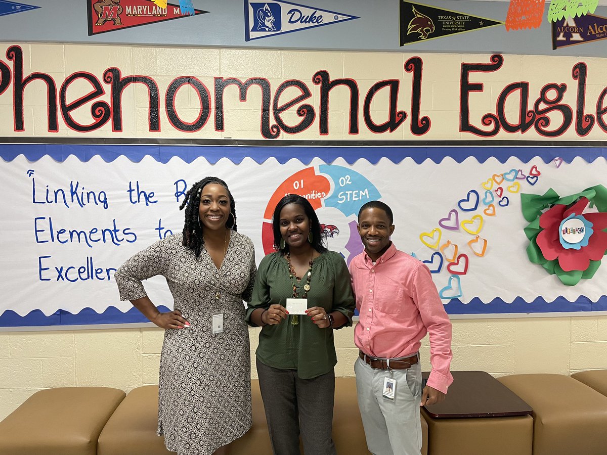 It’s #ThankfulThursdays! Super thankful for Intervention Services collaboration w/ Student Discipline on Tier 2 #PBIS Interventions! Shout out to <a href="/Msgray_withanA/">Leondria Gray</a> for your engagement &amp; winning the Kahoot game! #MTSS #PBIS <a href="/blackman_edu/">PierreBlackmanEDU</a> <a href="/fcspbis/">FCSPBIS</a> <a href="/GraceLo43531523/">Dr. Grace Love</a> <a href="/TheeFavored_1/">Taneisha Favors, Ed. S</a>
